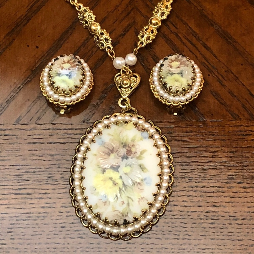 Vintage 1960 West Germany necklace clip earrings